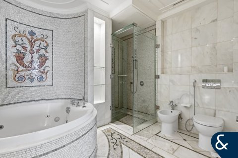 Apartamento en PALAZZO VERSACE en Culture Village, Dubai, 3 dormitorios, 366 m², № 99009 - foto 12