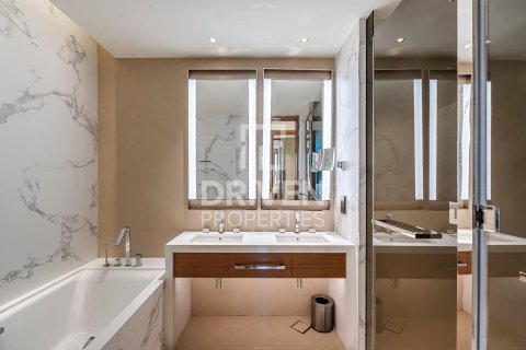 Apartment in Downtown Dubai (Downtown Burj Dubai), Dubai 2 bedrooms, 117 sq.m. № 20554 - photo 14