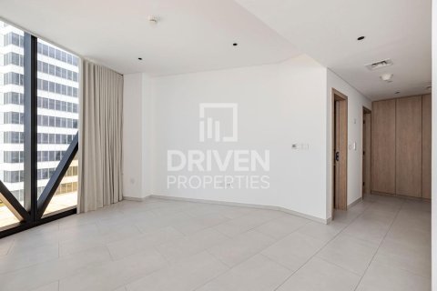 Apartment in Business Bay, Dubai 1 bedroom, 68 sq.m. № 20550 - photo 1