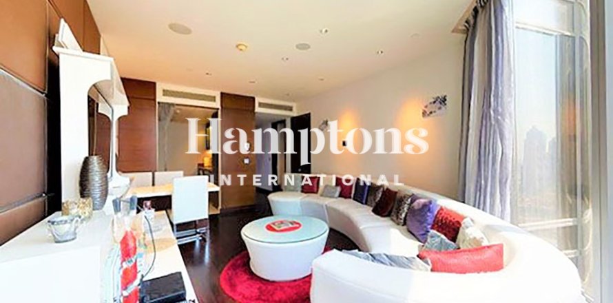 Apartment in Burj Khalifa, Dubai 1 bedroom, 102.01 sq.m. № 70027