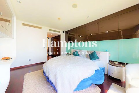 Apartment in Burj Khalifa, Dubai 1 bedroom, 102.01028109 sq.m. № 70027 - photo 20