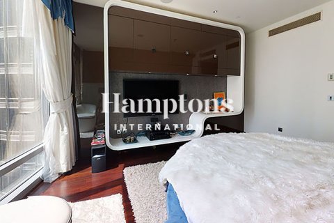 Apartment in Burj Khalifa, Dubai 1 bedroom, 102.01028109 sq.m. № 70027 - photo 12