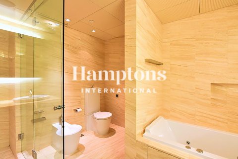 Apartment in Burj Khalifa, Dubai 1 bedroom, 102.01028109 sq.m. № 70027 - photo 16