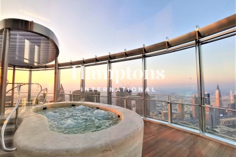 Apartment in Burj Khalifa, Dubai 1 bedroom, 102.01028109 sq.m. № 70027 - photo 3