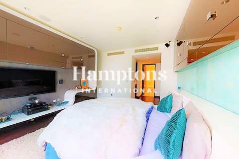 Apartment in Burj Khalifa, Dubai 1 bedroom, 102.01028109 sq.m. № 70027 - photo 14