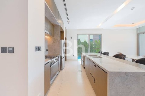 Villa in Dubai Hills Estate, Dubai 4 bedrooms, 660 sq.m. № 57631 - photo 2
