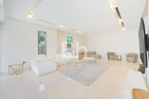 Villa in Dubai Hills Estate, Dubai 4 bedrooms, 660 sq.m. № 57631 - photo 3