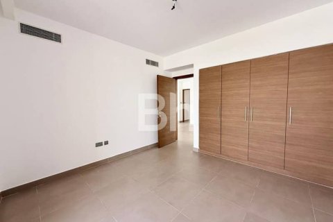 Villa in Dubai Hills Estate, Dubai 4 bedrooms, 327 sq.m. № 57634 - photo 2