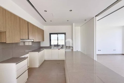 Villa in Dubai Hills Estate, Dubai 4 bedrooms, 327 sq.m. № 57634 - photo 12