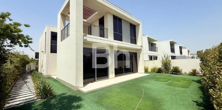 Villa in Dubai Hills Estate, Dubai 4 bedrooms, 327 sq.m. № 57634