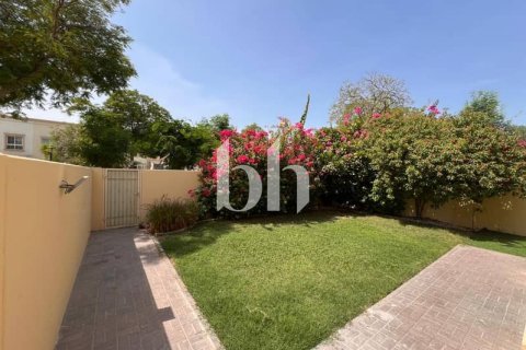 Townhouse in The Springs, Dubai 2 bedrooms, 276 sq.m. № 57633 - photo 5