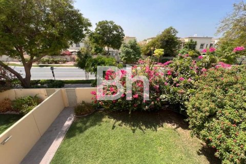 Townhouse in The Springs, Dubai 2 bedrooms, 276 sq.m. № 57633 - photo 2