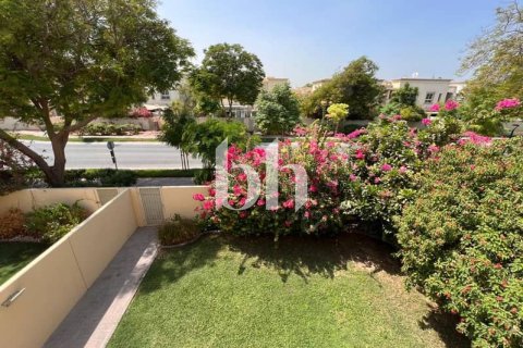 Townhouse in The Springs, Dubai 2 bedrooms, 276 sq.m. № 57633 - photo 17