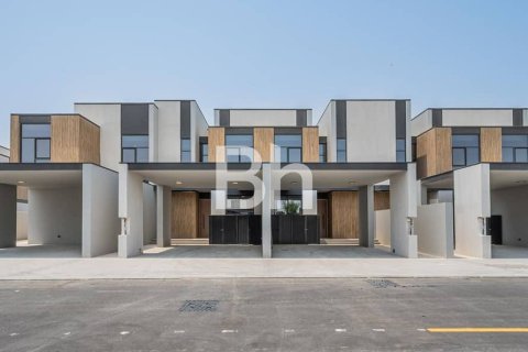 Townhouse in Mudon, Dubai 3 bedrooms, 206 sq.m. № 57632 - photo 1