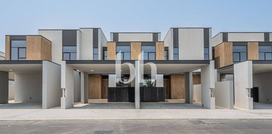 تاون هاوس في مُدُنْ, دبي 3 غرف نوم, 206 م² رقم 57632