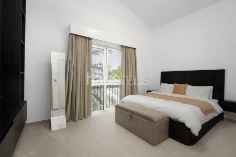 Villa in Dubai Investment Park, Dubai 6 bedrooms, 674 sq.m. № 43441 - photo 15