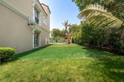 Villa in Dubai Investment Park, Dubai 6 bedrooms, 674 sq.m. № 43441 - photo 21