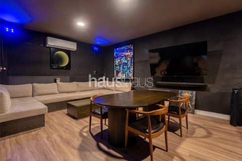 Villa in Dubai Investment Park, Dubai 6 bedrooms, 674 sq.m. № 43441 - photo 9