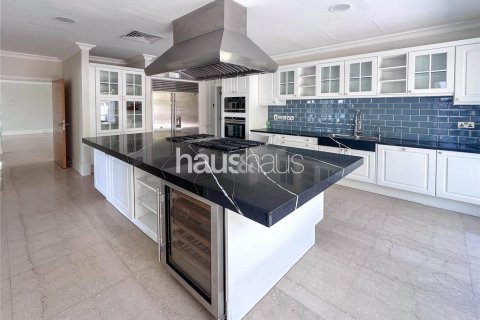 Villa in Arabian Ranches, Dubai 5 bedrooms, 556 sq.m. № 43443 - photo 9