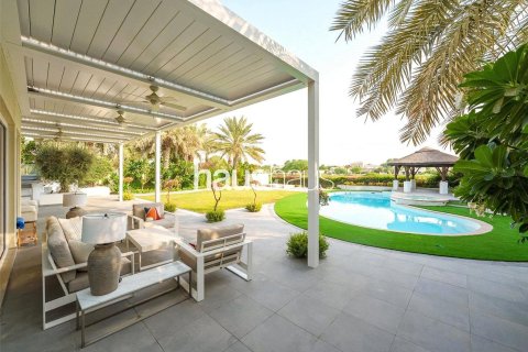 Villa in Arabian Ranches, Dubai 5 bedrooms, 556 sq.m. № 43443 - photo 4
