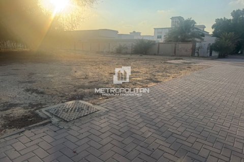 Land in Al Twar, Dubai 1394 sq.m. № 73025 - photo 8