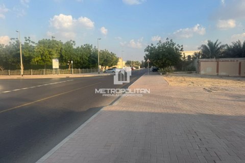 Land in Al Twar, Dubai 1394 sq.m. № 73025 - photo 7