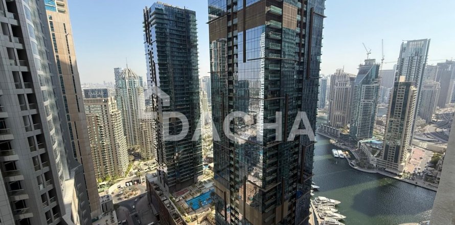 Apartamento en Emirates Crown, Dubai Marina, Dubai, 3 dormitorios, 366 m², № 105803