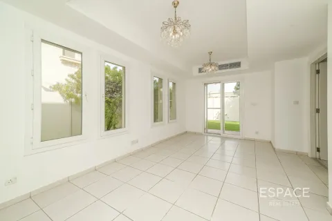 Villa à The Springs, Dubai, 2 chambres, 247 m², № 62218 - photo 4