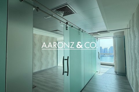 Bureau à Business Bay, Dubai, 50 m², № 89784 - photo 9