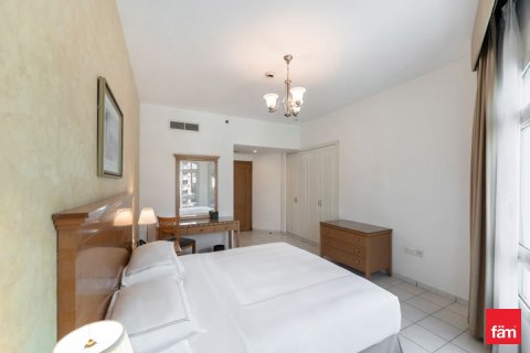 Apartment in Dubai 3 bedrooms, 199.9 sq.m. № 11747 - photo 16