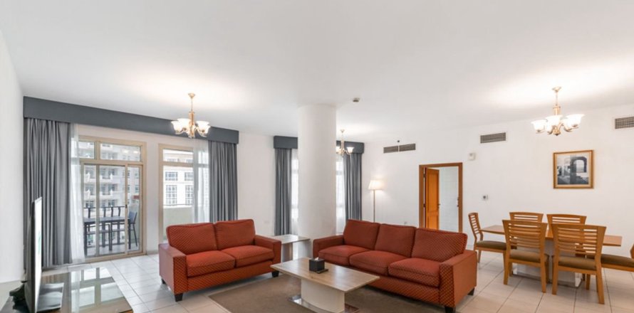 Квартира в Дубае, 3 спальни, 199.9м², № 11747