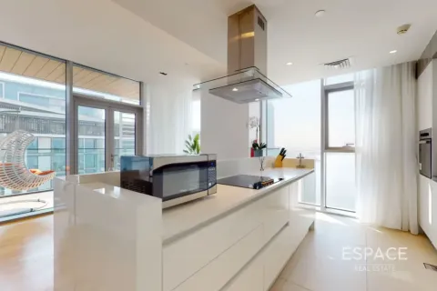 Apartment in Bluewaters, Dubai 2 bedrooms, 152 sq.m. № 122338 - photo 5