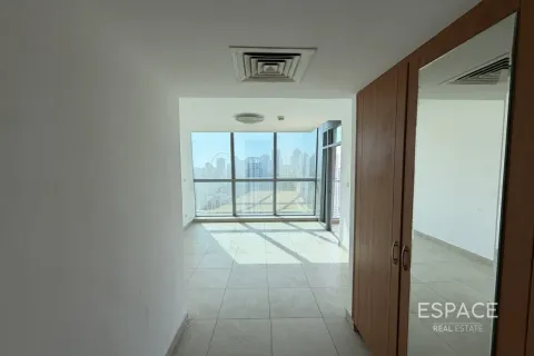Penthouse à Jumeirah Lake Towers, Dubai, 5 chambres, 270 m², № 122335 - photo 4