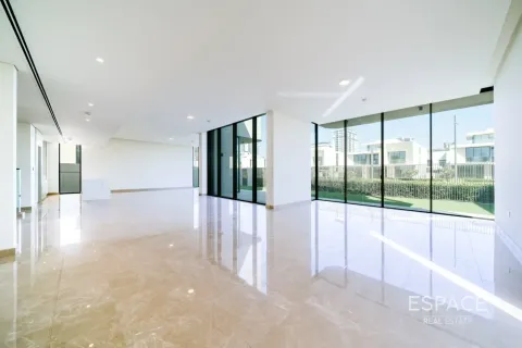 Villa en Dubai Hills Estate, Dubai, 5 dormitorios, 921 m², № 122337 - foto 5