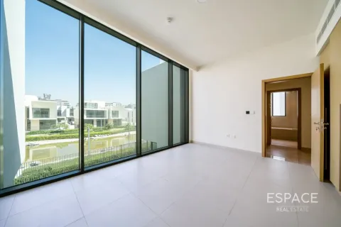 Villa en Dubai Hills Estate, Dubai, 5 dormitorios, 921 m², № 122337 - foto 19