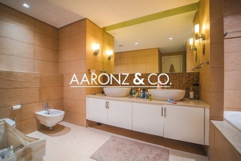 Appartement à Palm Jumeirah, Dubai, 2 chambres, 165.2 m², № 78533 - photo 10
