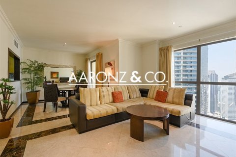 Appartement à Jumeirah Beach Residence, Dubai, 2 chambres, 136 m², № 78523 - photo 2