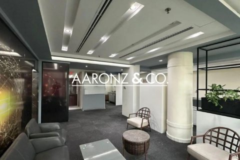 Bureau à Business Bay, Dubai, 198.5 m², № 78525 - photo 3