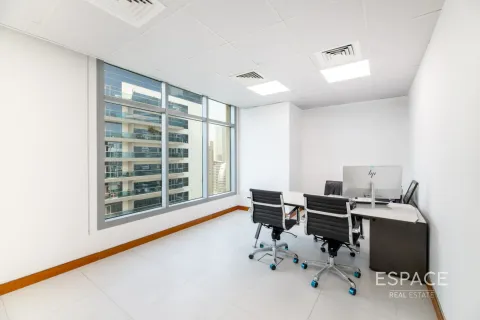 Снять в аренду офис в Barsha Heights (Tecom), Дубай: 340м², № 71207 - фото 14