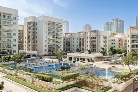 Appartement à Greens, Dubai, 1 chambre, 75 m², № 71210 - photo 11