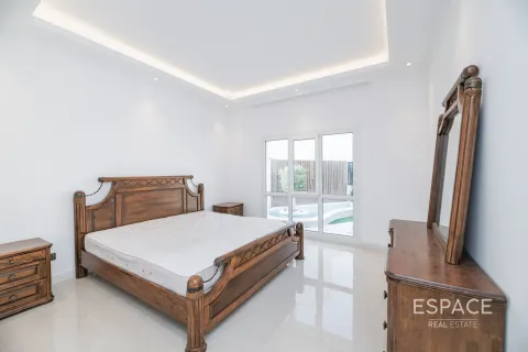 Villa à Meadows, Dubai, 5 chambres, 557 m², № 71211 - photo 9