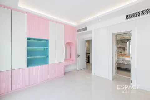 Villa à Meadows, Dubai, 5 chambres, 557 m², № 71211 - photo 12