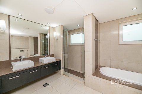 Villa en Al Furjan, Dubai, 4 dormitorios, 455 m², № 71222 - foto 19