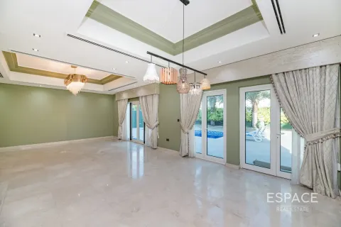 Villa en Al Furjan, Dubai, 4 dormitorios, 455 m², № 71222 - foto 2