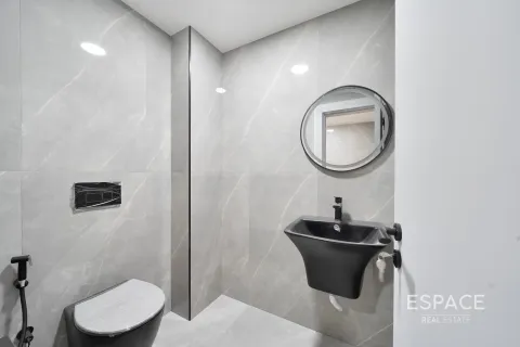 Снять в аренду офис в Джумейра Лейк Тауэрс, Дубай: 79м², № 71208 - фото 8