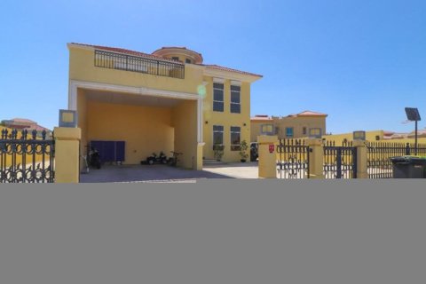 Villa in The Villa, Dubai 4 bedrooms № 1548 - photo 17
