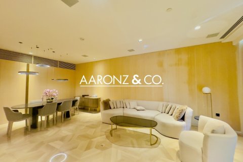 Appartement à Palm Jumeirah, Dubai, 3 chambres, 216 m², № 78437 - photo 3