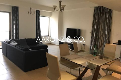 Appartement à Jumeirah Beach Residence, Dubai, 1 chambre, 111.3 m², № 78438 - photo 1