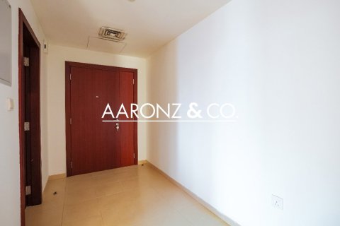 Appartement à Jumeirah Beach Residence, Dubai, 1 chambre, 111.3 m², № 78438 - photo 4
