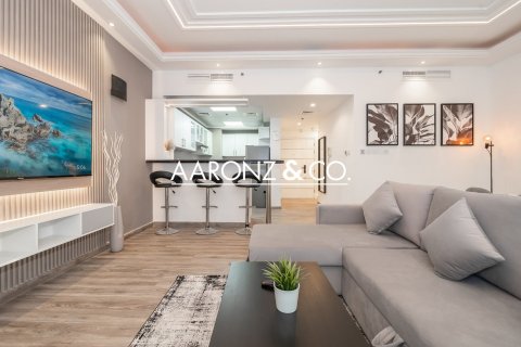 Appartement à Dubai Marina, Dubai, 2 chambres, 143.6 m², № 78441 - photo 1